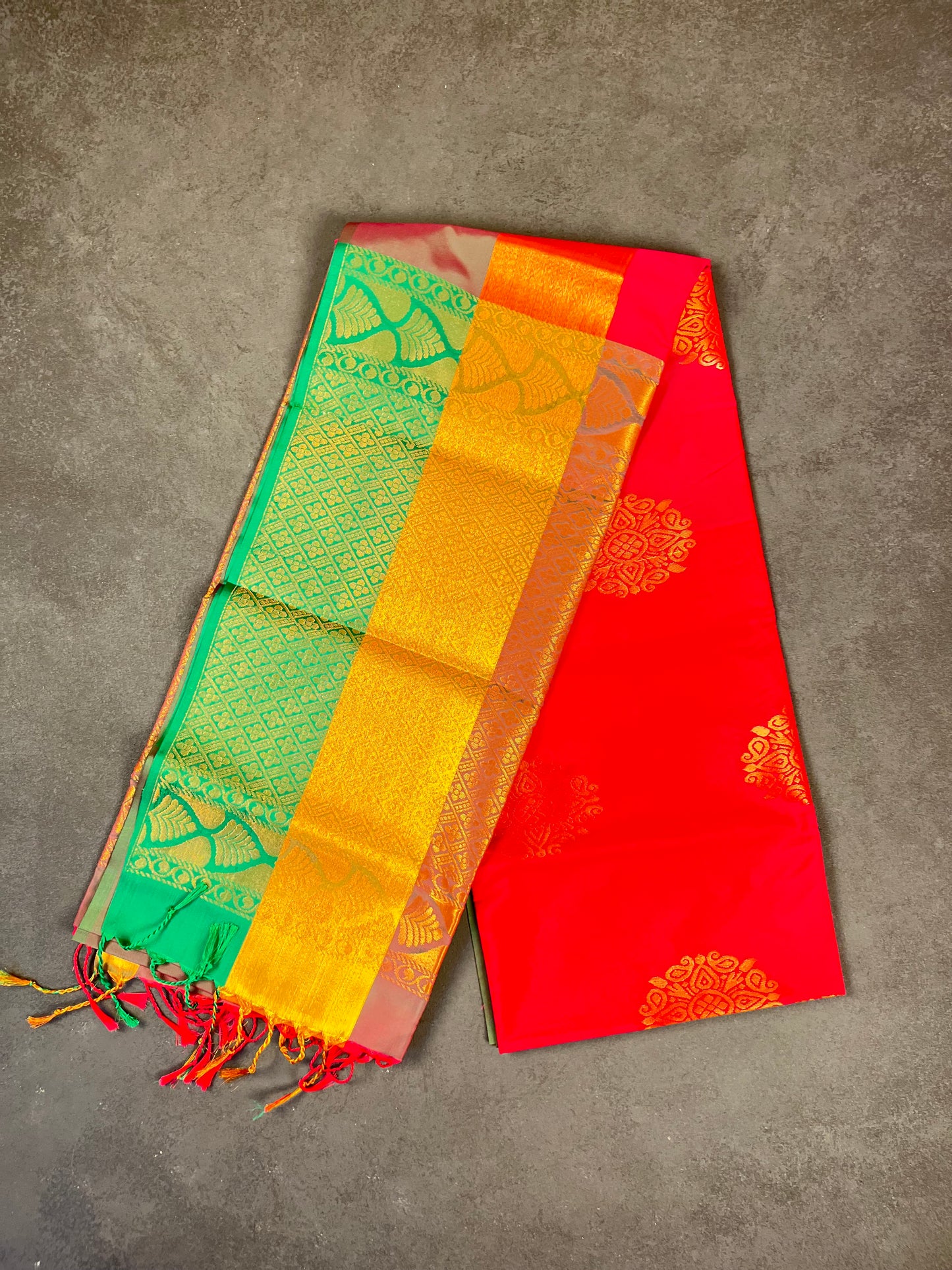 Saree 054