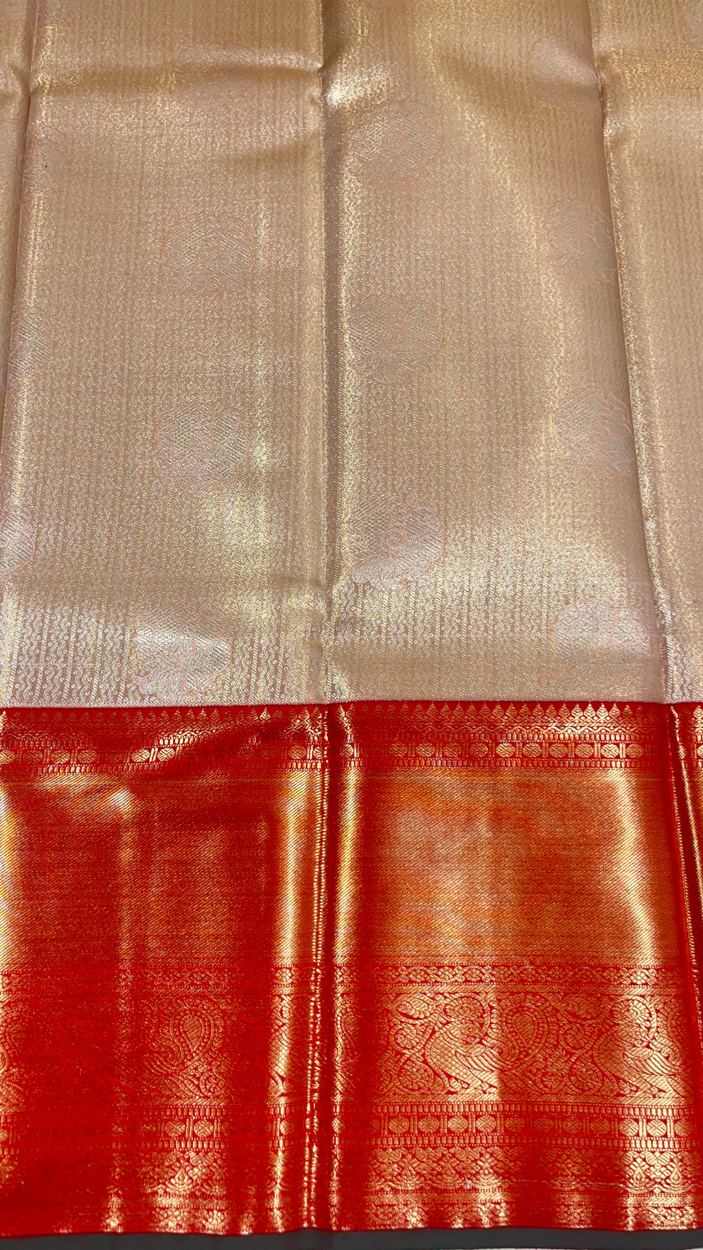 Tvarita – The Luminous Aura