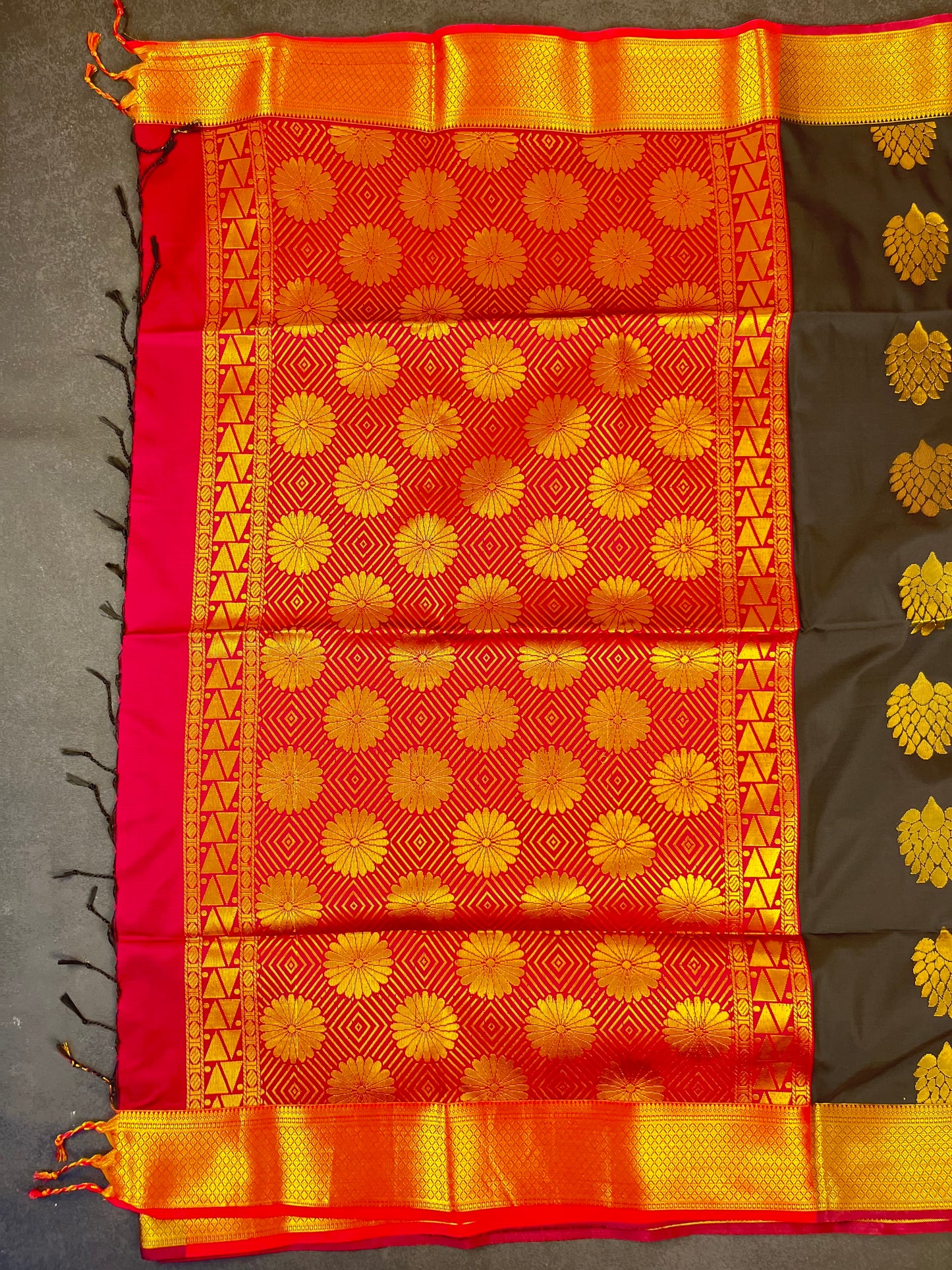 Saree 052