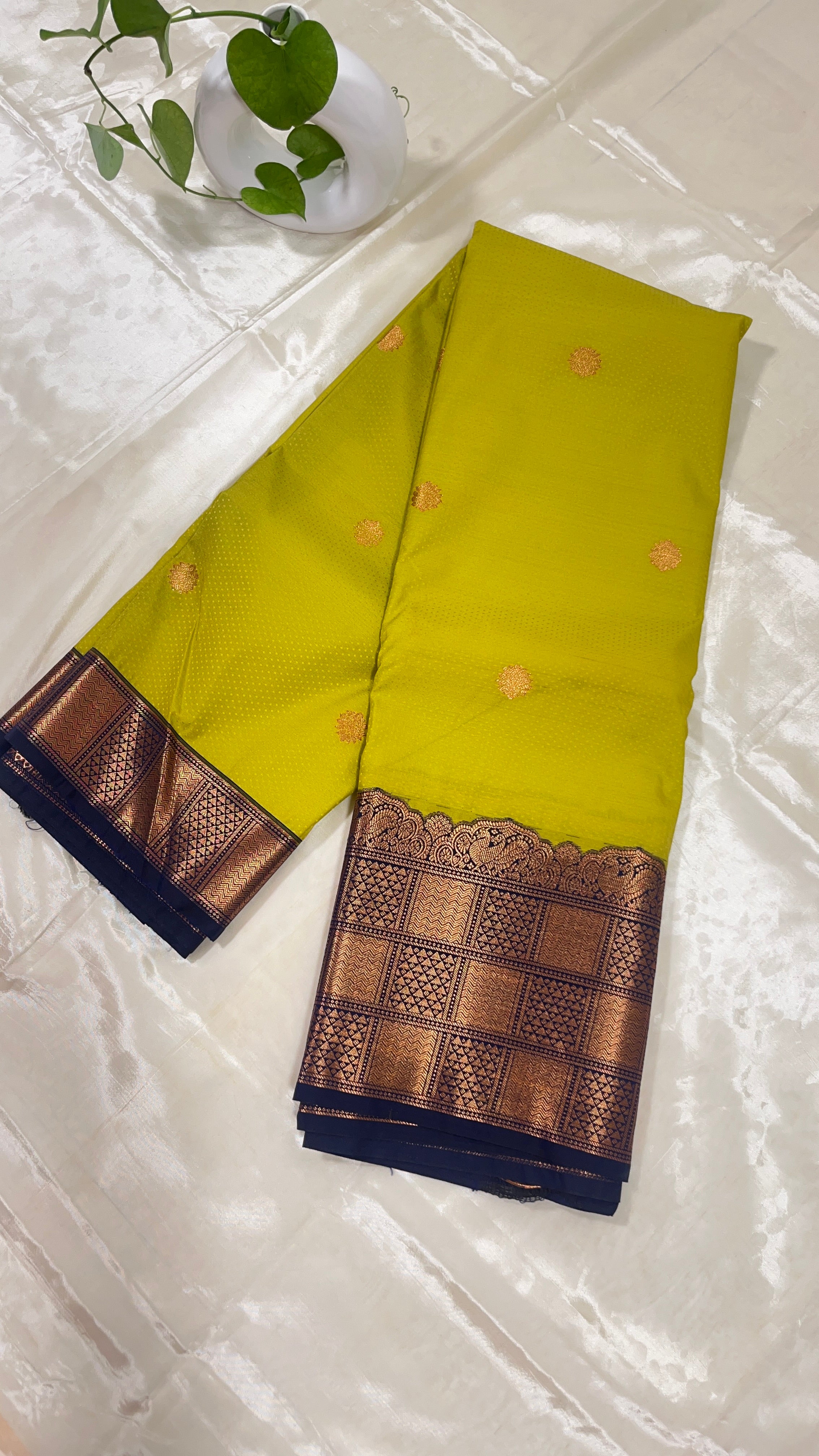 Saree 77
