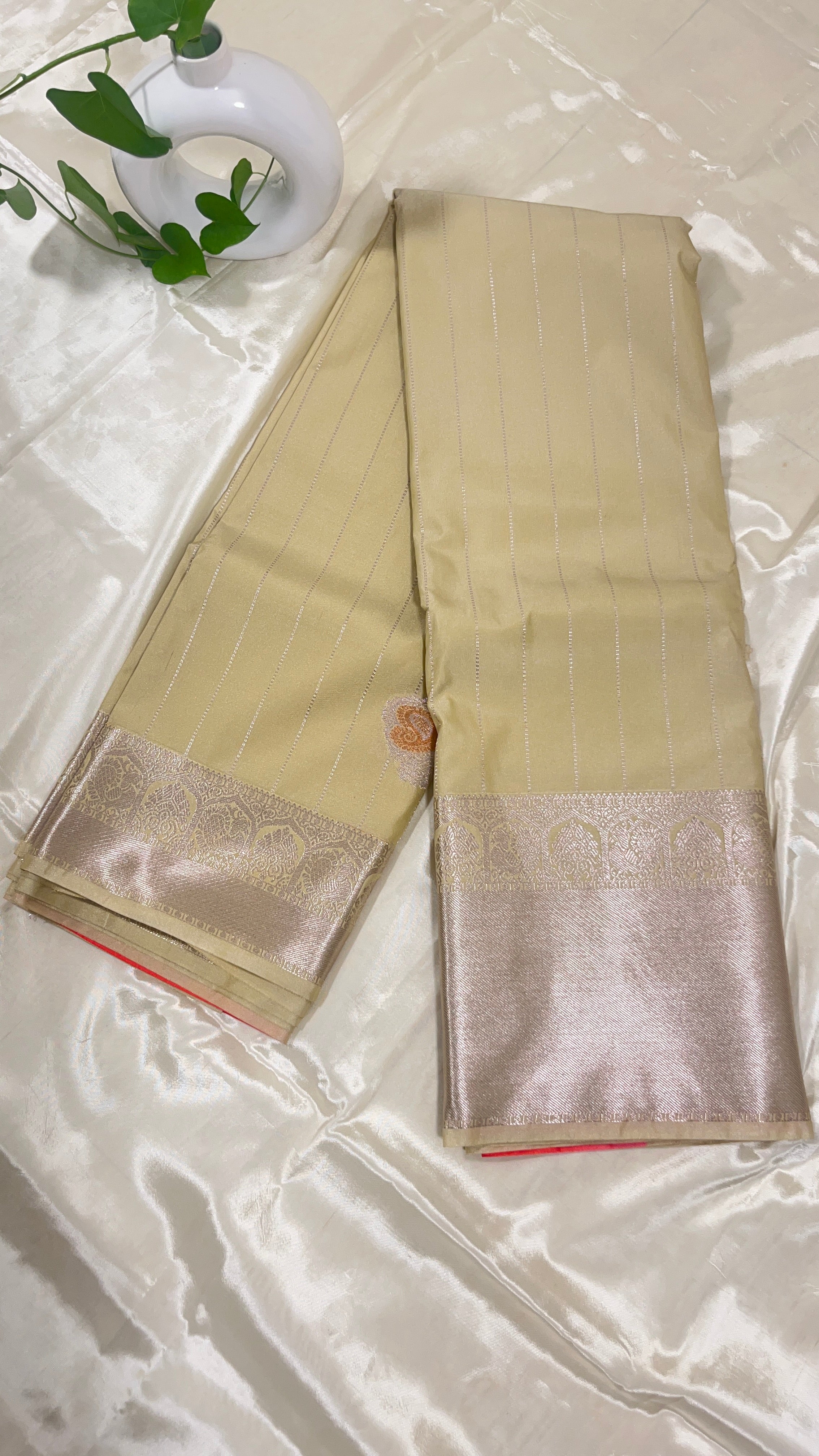 Saumyaa – The Radiant Elegance